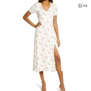 WAYF Cotagge Core Dress Womens XS Cream Floral Maxi Short Sleeve V Neck Stretch